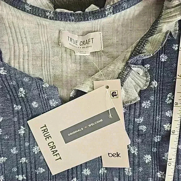 True Craft Women's Blue Floral Ruffle Sleeveless Tank Top Casual Cute - Picture 7 of 8